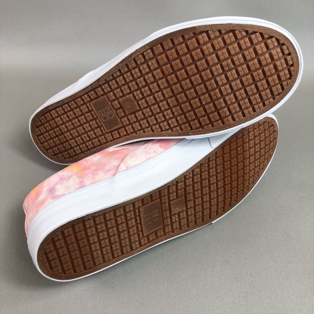 No Boundaries Women’s Twin Gore Casual Slip On Shoe - Picture 6 of 10